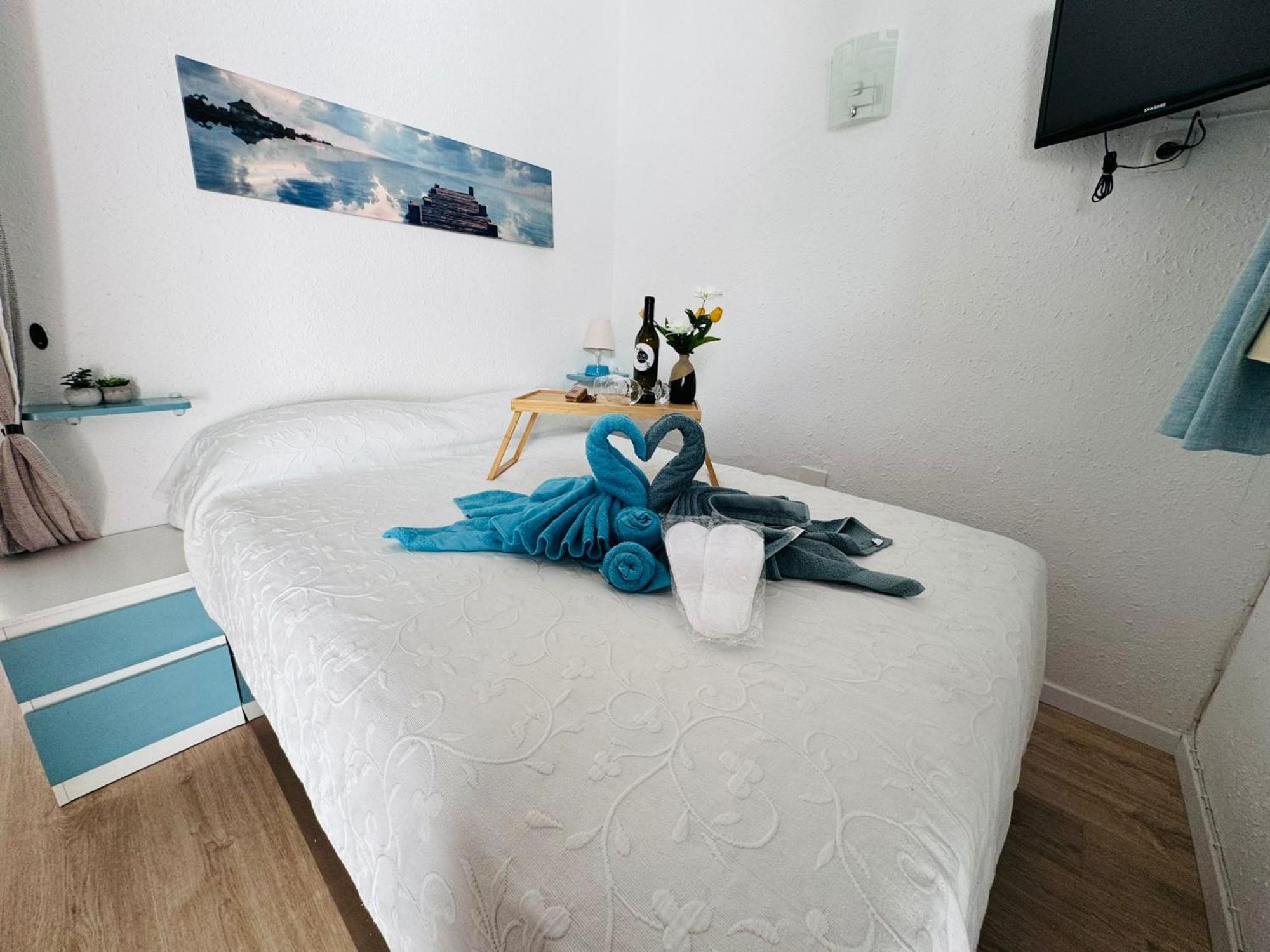 Blue Paradise Apartment *